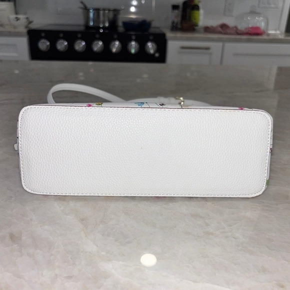 Nanette Lepore Floral Dome Crossbody Bag White Saffiano Gold Chain Strap Purse - Picture 4 of 5